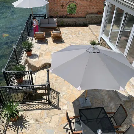 アパート Sokograd Royal *