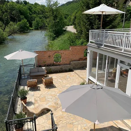 Sokograd Royal アパート