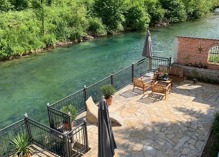 Sokograd Royal * Sipovo